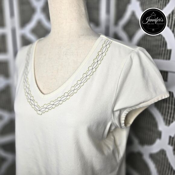 3/$30 Liz Claiborne Cream with Gold Metallic Embroidered V Neck Knit Top Large - Picture 3 of 10